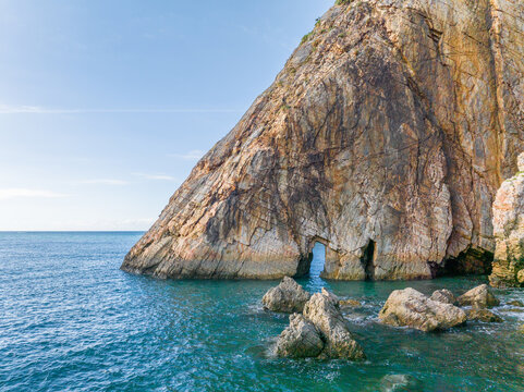 Acantilados y Playa del Silencio o Gaviero en Cudillero, Asturias