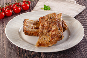 Steamed pork ribs with spices