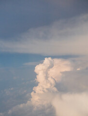 Overlooking the blue sky and white clouds above the clouds