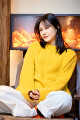 Oriental beauties take photos at internet celebrity check-in stores in winter