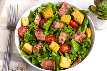 blt salad  top croutons
