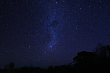 Stars and Milky Way over the Australian Landscape - オーストラリアの星空 天の川