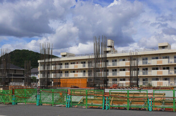 Panoramic view of the construction site.