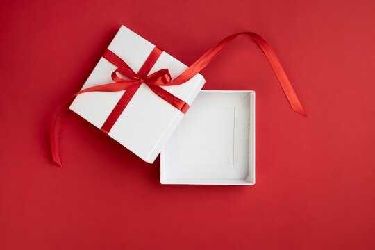 Valentine present gift box opened top view,xmas design container, Christmas product display,mockup template.