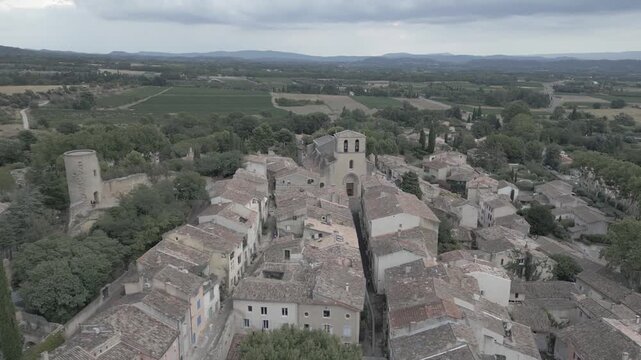 The village of Cucuron in the Luberon massif, Provence, France