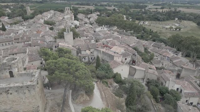 The village of Cucuron in the Luberon massif, Provence, France
