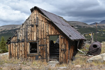 Abandoned cabin in the mountains 