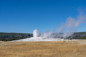 Old Faithful is a cone geyser in Yellowstone National Park in Wyoming, United States. Hydrothermal System. The Yellowstone Caldera / Yellowstone Plateau Volcanic Field. Yellowstone hotspot. 