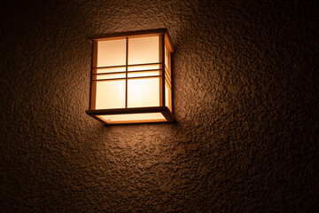 雰囲気ある和の外灯