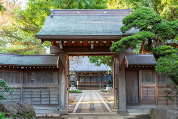 日本のお寺の入り口