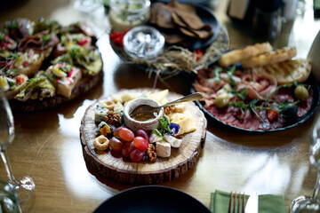 bruschetta with tomato and olive oil
