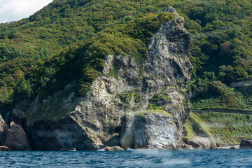 下北半島　佐井港から仏ヶ浦にむかう観光船からの風景　青森県佐井村