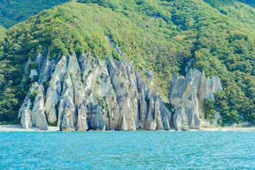 下北半島　佐井港から仏ヶ浦にむかう観光船からの風景　青森県佐井村