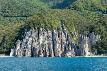 下北半島　佐井港から仏ヶ浦にむかう観光船からの風景　青森県佐井村