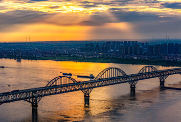 Aerial view of the Jiujiang Urban section of the Yangtze River National Cultural Park shows clear water, green banks and beautiful scenery.