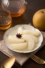 和梨のコンポート｜八角香る秋のデザート