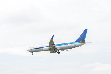 福岡空港の着陸シーン