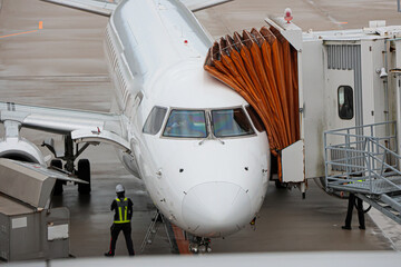 雨上がりの静かな出雲空港