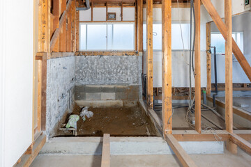 築古住宅のリフォーム工事が始まった建築現場