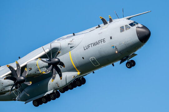 Airbus A400M Atlas Luftwaffe - heavy, turboprop transport aircraft