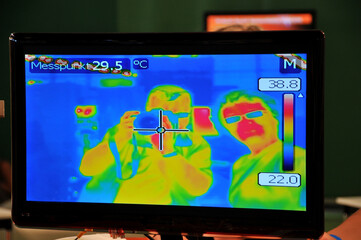 Fotograf im Wärmebild