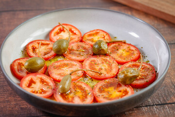 Tomato salad