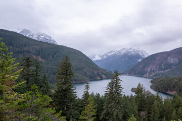 Naklejka premium mountain lake in the mountains