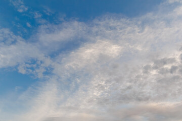 Obraz premium Blue sky with thin cirrus clouds