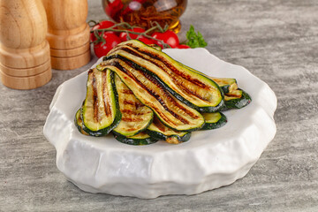 Grilled young zucchini for snack