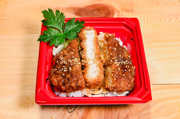 ソースカツ丼