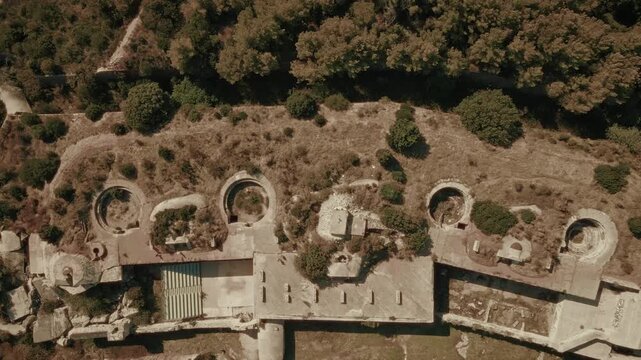 Altes Fort an der kroatischen K&uuml;ste am Meer der Adria