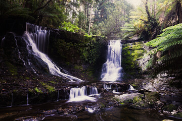 Obraz premium Horseshoe Falls in Tasmania Australia