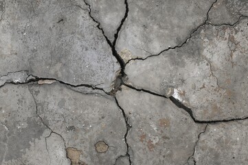 Obraz premium Overhead shots highlighting the texture and depth of a damaged, uneven wall surface from multiple angles