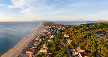 Leucate plage et la falaise de La Franqui