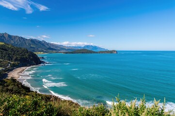 Fototapeta premium West Coast of the Southern Island Featuring Jackson Bay