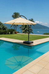Piscina com vista para o mar