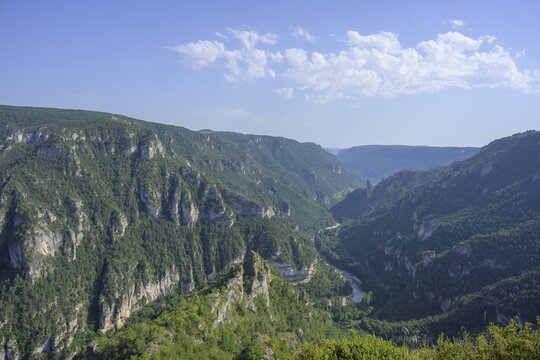 View from Point Sublime into the Tarn Gorge, Massegros Causses Gorges, Point Sublime, D&eacute;partement Loz&egrave;re, France