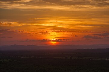 Fototapeta premium Sunset Glow in Shades of Orange and Yellow