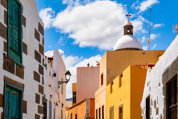 Street view toward the dome of San Sebastian Church in Agüimes, Gran Canaria