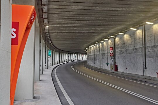 Galleria Stradale in curva