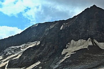 Austrian Alps - view from the Eisgrad bergstation to the top of the Schaufelspitze