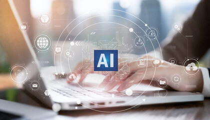 AI活用とDX推進を象徴するビジネスウーマンのノートパソコン作業イメージ