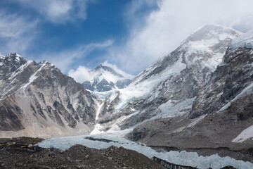 Trekking path from Gorak Shep to Everest base camp, Nepal