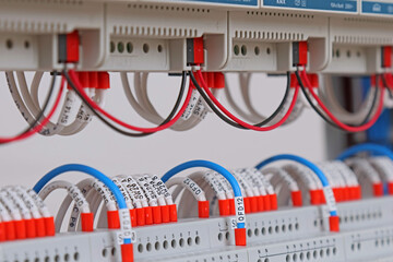 Connecting the electrical module using copper electrical insulated wires. 