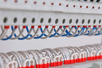 Connecting the electrical module using copper electrical insulated wires. 