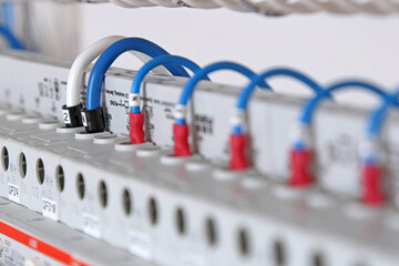 Connecting the electrical module using copper electrical insulated wires. 