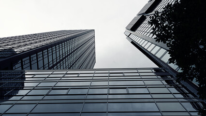 Moderne Geb&auml;ude Sicht nach oben 