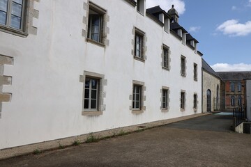 Ancien hôpital Saint Antoine, vue de l'extérieur, ville de Quimper, département du Finistère,...