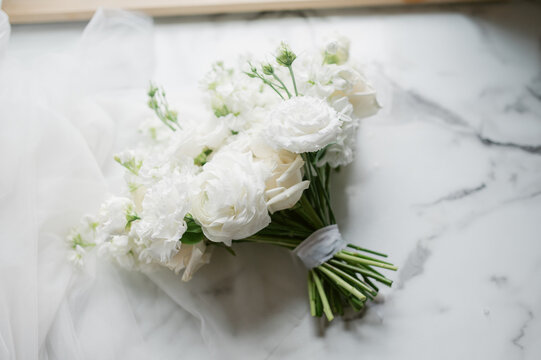 white wedding bouquet with roses and peony