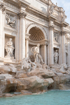 Trevi Fountain Statues and Water